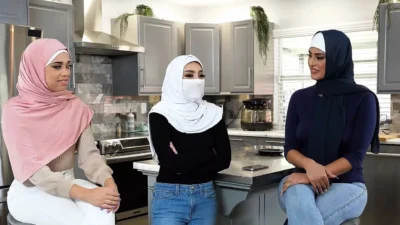 Hijab Hookup – Innocent Teen Violet Gems Loses Herself And Finds A Side She Never Knew Existed